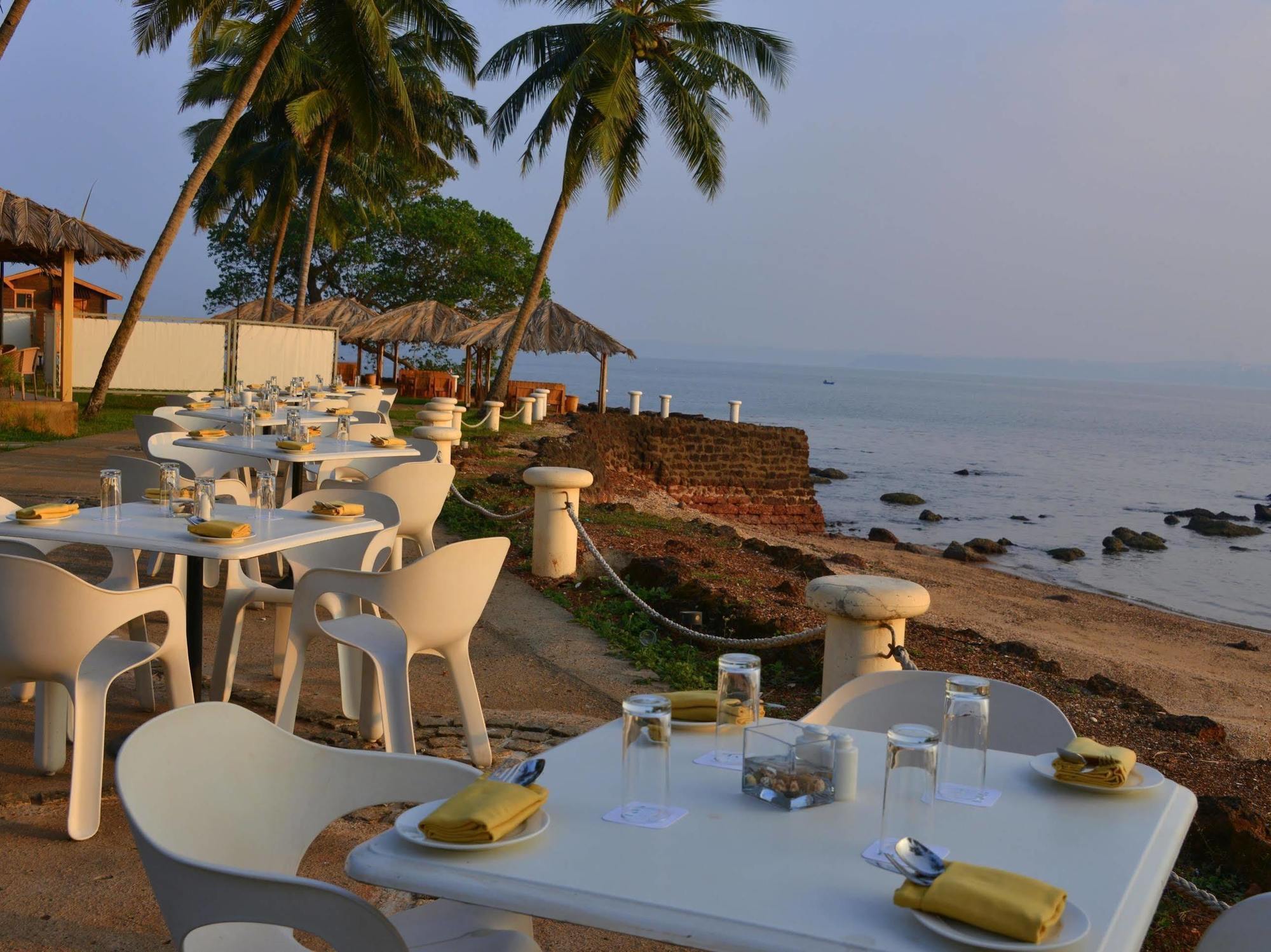 Hotel Bay 15 Panaji Exterior foto